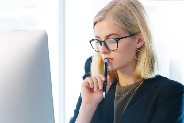 VIDA Select vs Tawkify: Which Service Is Right For You?
